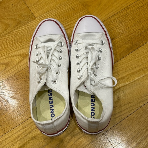 White Converse All-Stars - Picture 1 of 4